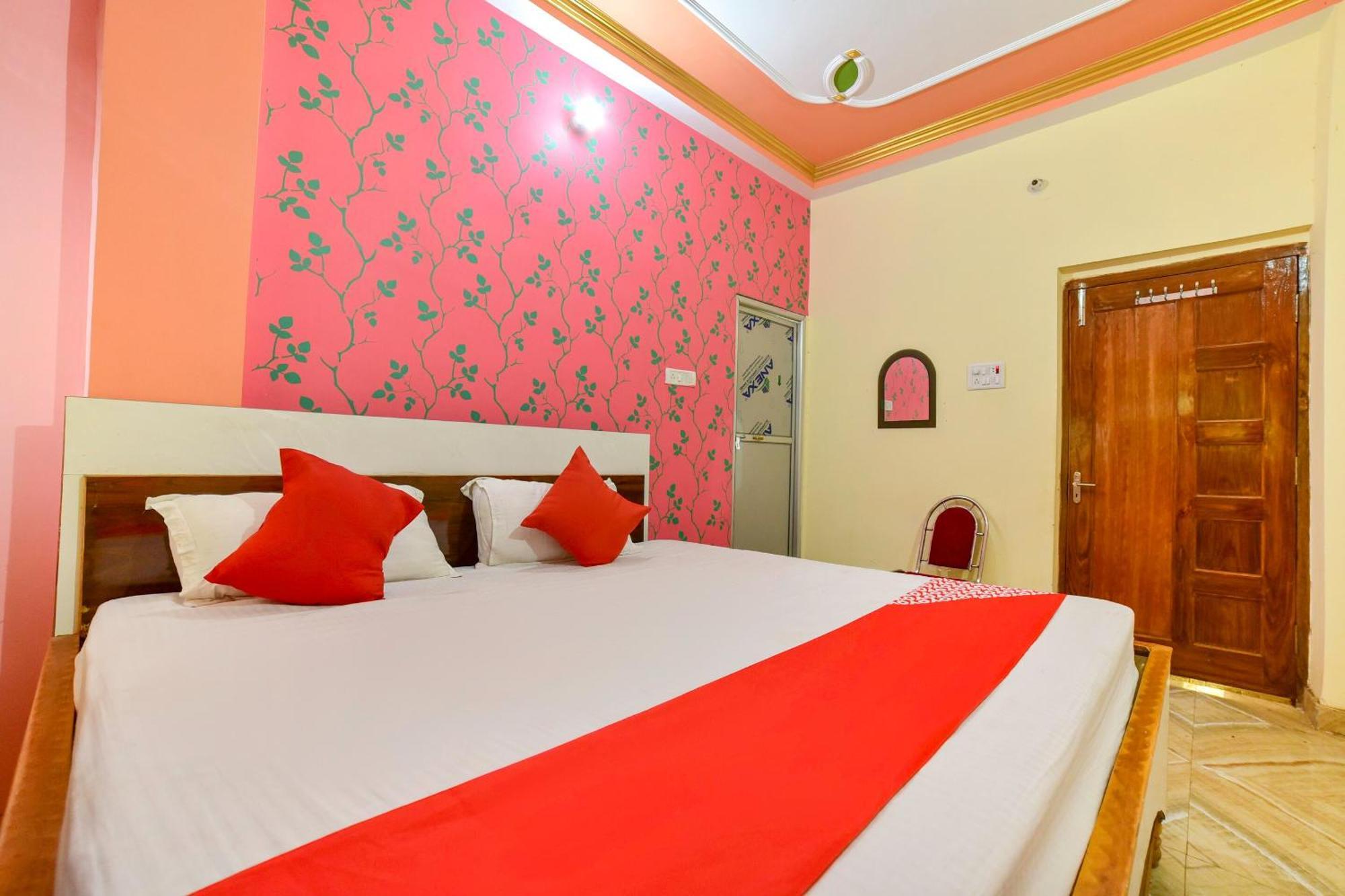 Oyo Flagship Ashoka Guest House Bihta المظهر الخارجي الصورة